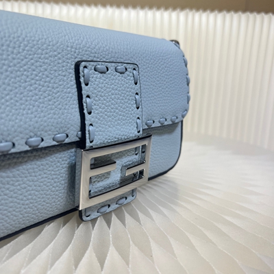 フェンディバッグ内部構造